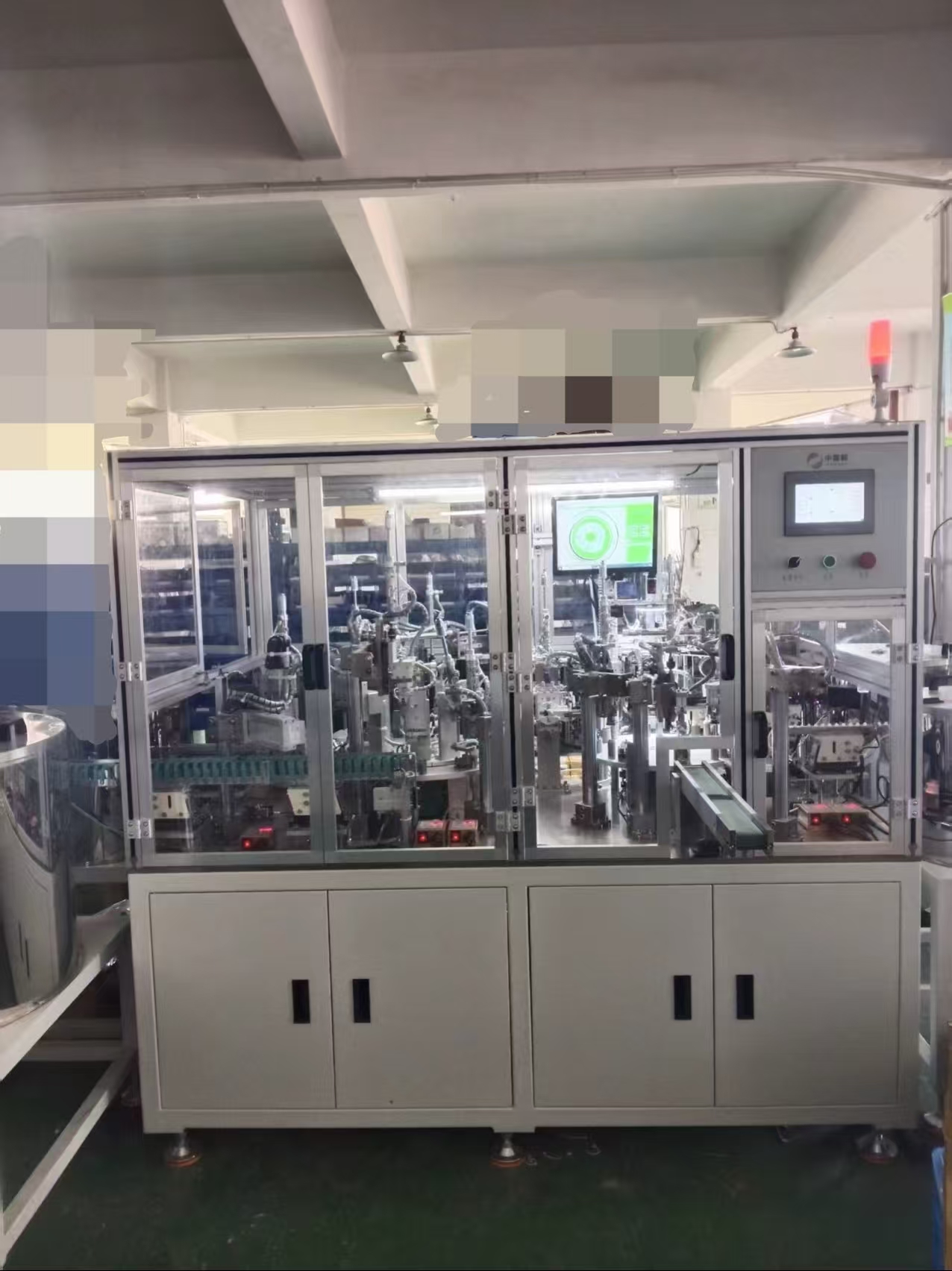 B8进水阀上端组装机